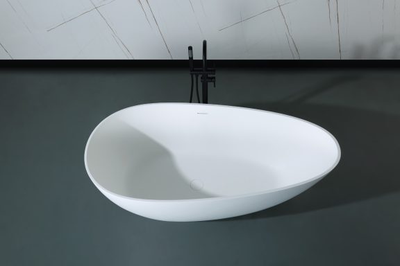 B6123  Ultra Modern Freestanding Bathtub